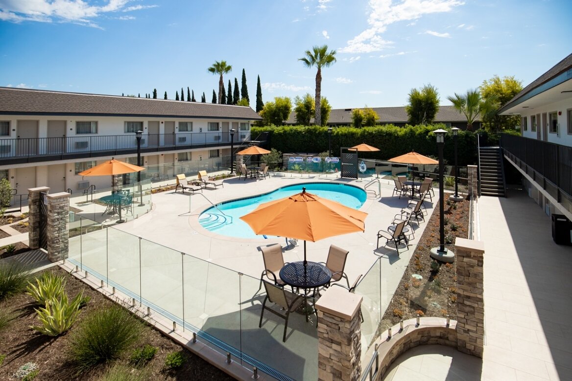 Outdoor Pool at the Orange Grove Inn